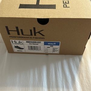Men’s huk tennis shoes